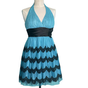 B. Smart Short Prom Dress SZ 9 Turquoise with Black Trim